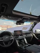 interiorFront
