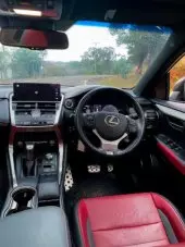interiorFront