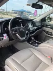 interiorFront