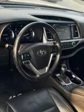 interiorFront