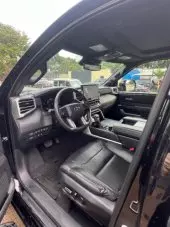 interiorFront