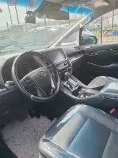 interiorFront