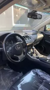 interiorFront