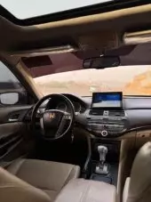 interiorFront