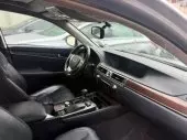 interiorFront