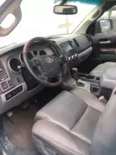 interiorFront