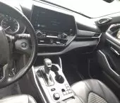 interiorFront