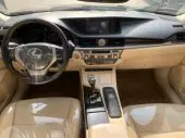 interiorFront