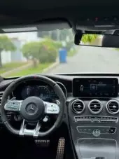 interiorFront