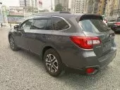car Right Back