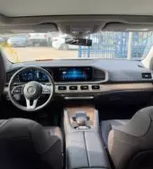 interiorFront