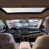 interiorFront