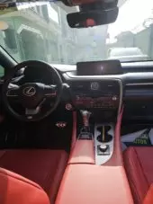 interiorFront