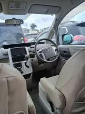 interiorFront