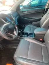 interiorFront