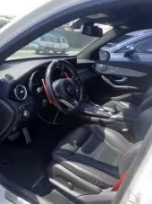 interiorFront
