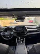 interiorFront