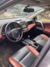 interiorFront