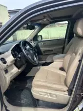 interiorFront