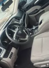 interiorFront