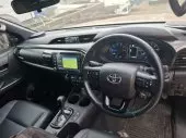 interiorFront