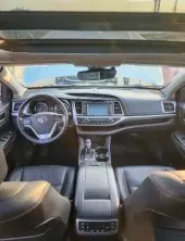 interiorFront