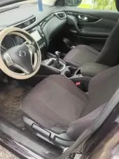 interiorFront