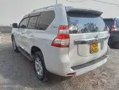 car Right Back