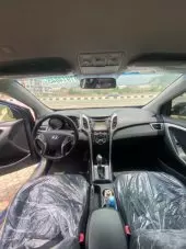 interiorFront