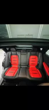 backInteriorWithPanoramaRoof