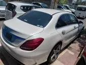 car Right Back