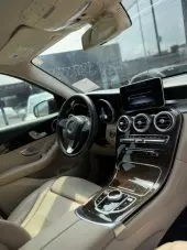 interiorFront