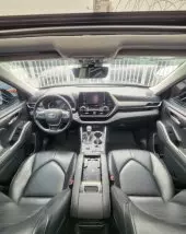 interiorFront