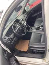 interiorFront