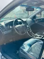 interiorFront