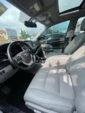 interiorFront