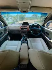 interiorFront