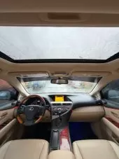 interiorFront
