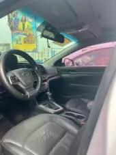 interiorFront