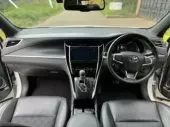 interiorFront