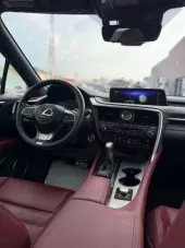 interiorFront