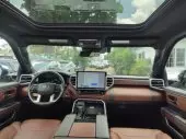 interiorFront
