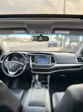 interiorFront