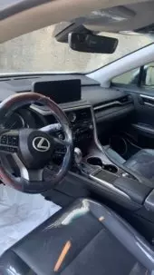 interiorFront