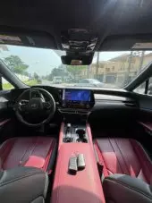 interiorFront