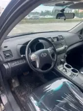 interiorFront