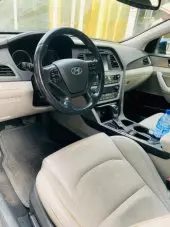 interiorFront