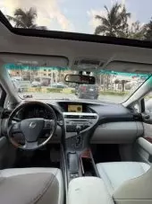 interiorFront
