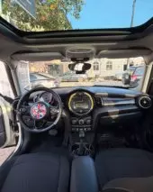 interiorFront