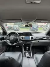 interiorFront